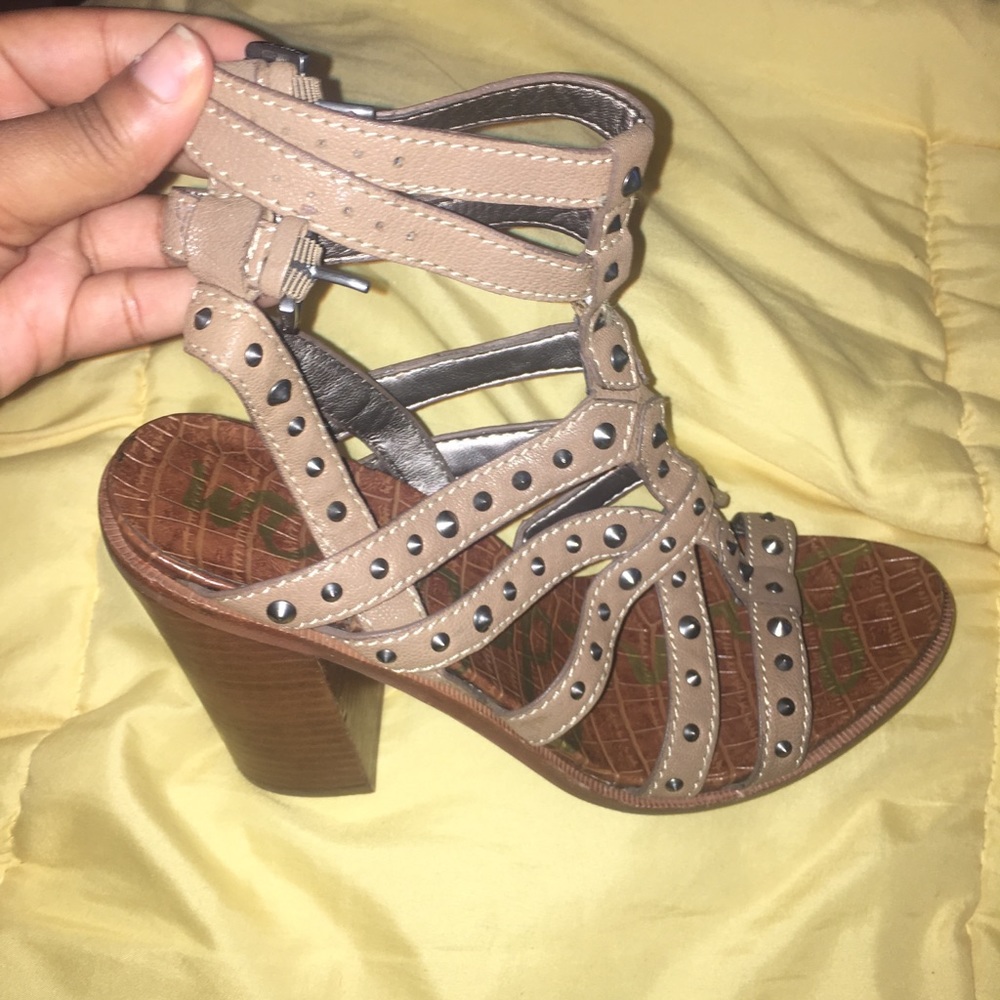 Cute Strappy Chunky Heel